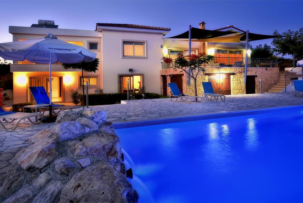 Dionysos Villa Peyia Exterior foto