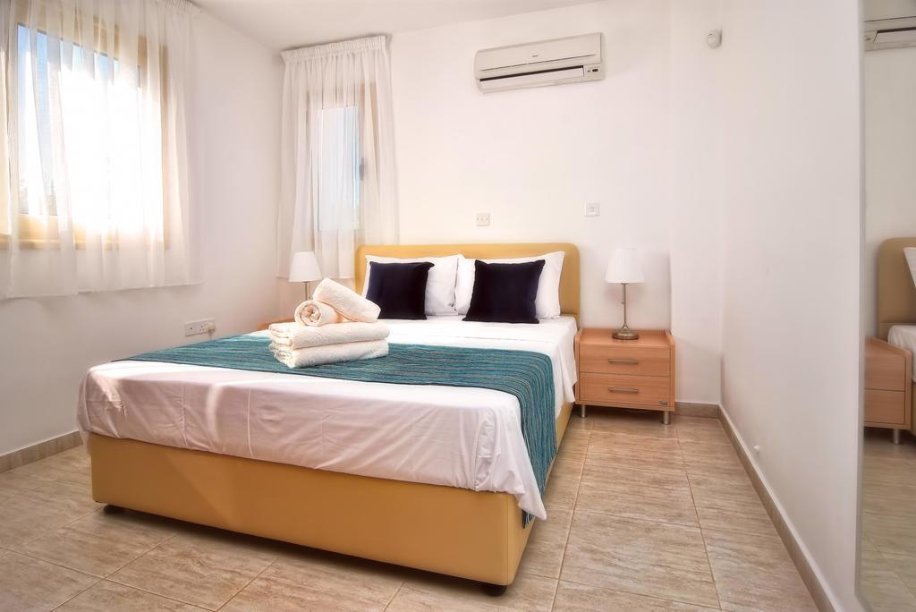 Dionysos Villa Peyia Exterior foto